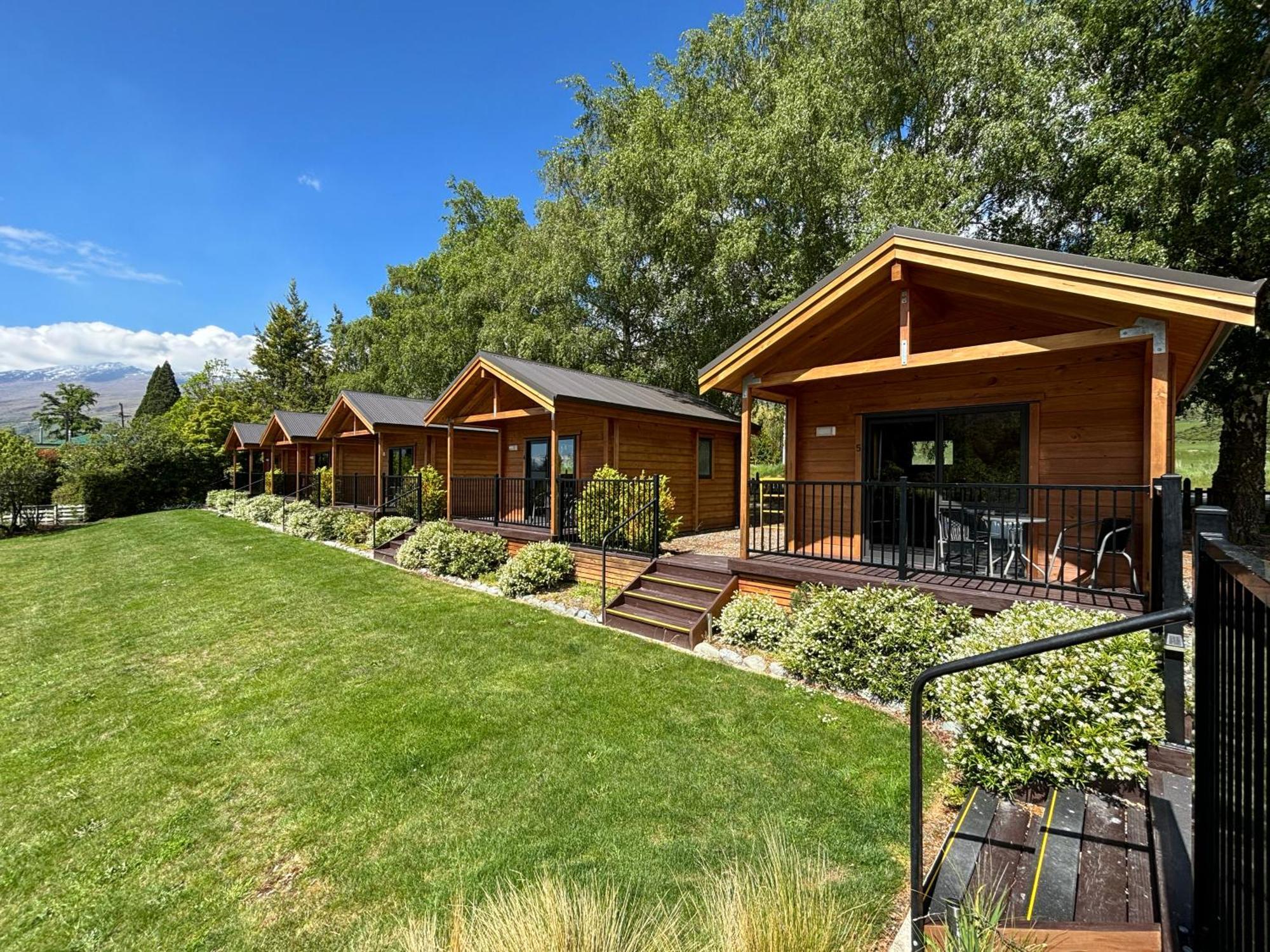 Kingston Top 10 Holiday Park ภายนอก รูปภาพ